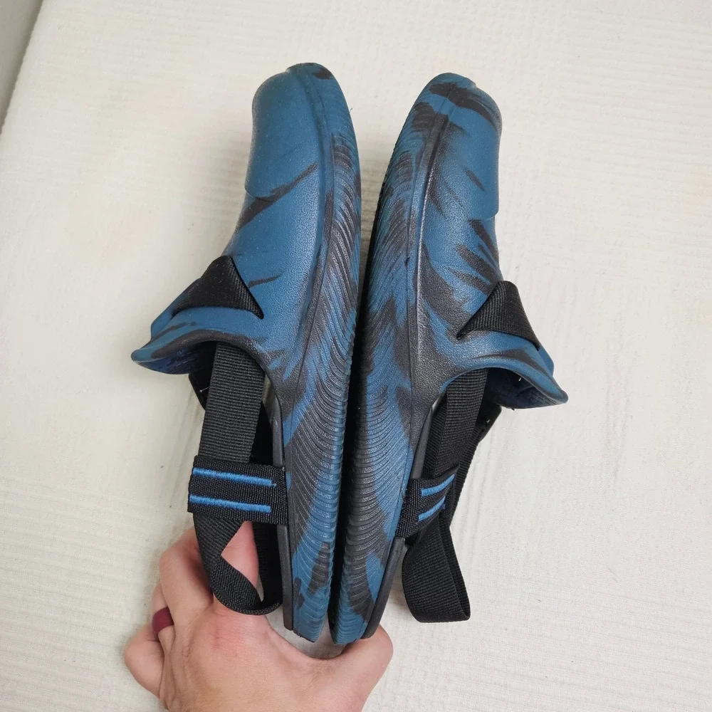 Chaco Chillo Clogs Men's 8 Blue‎ Black Swirl Slip On Lightweight Shoes Sandals